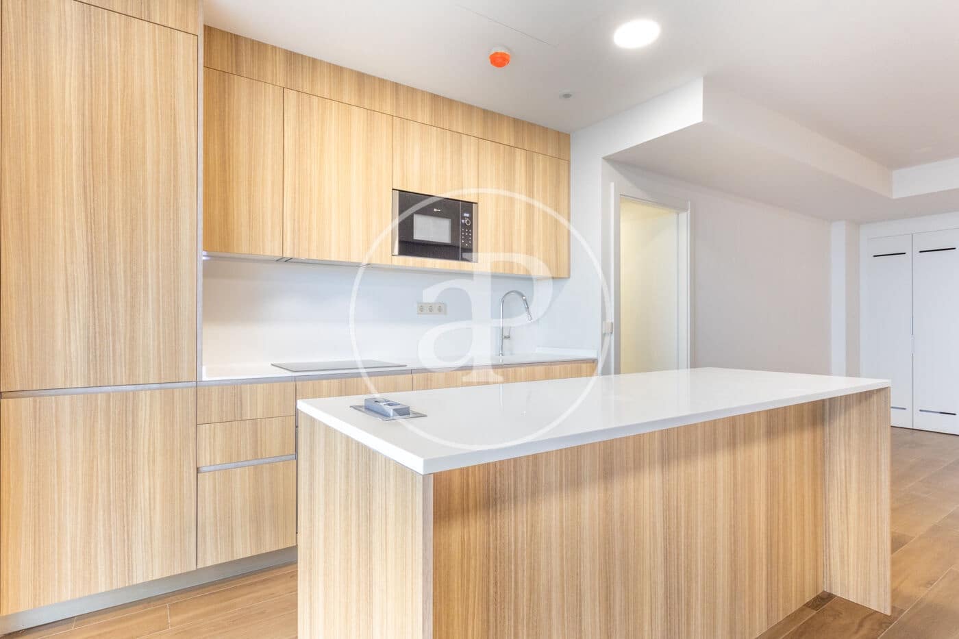 3 Zimmer Apartment zu vermieten in Valencia Stadt mit Pool - 4.600 € (Ref: 9674311)