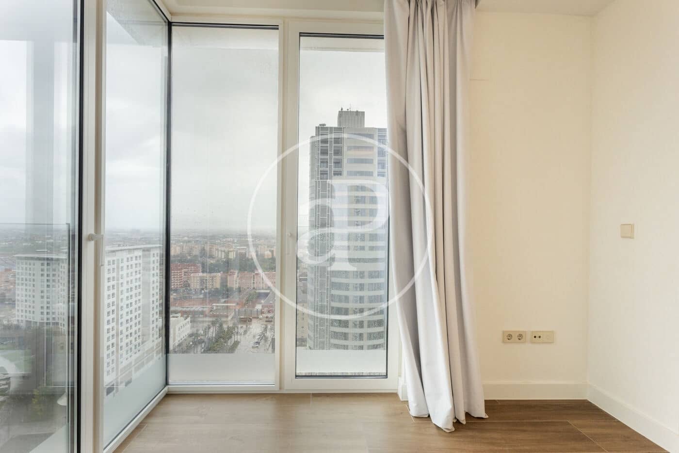 3 Zimmer Apartment zu vermieten in Valencia Stadt mit Pool - 4.600 € (Ref: 9674311)