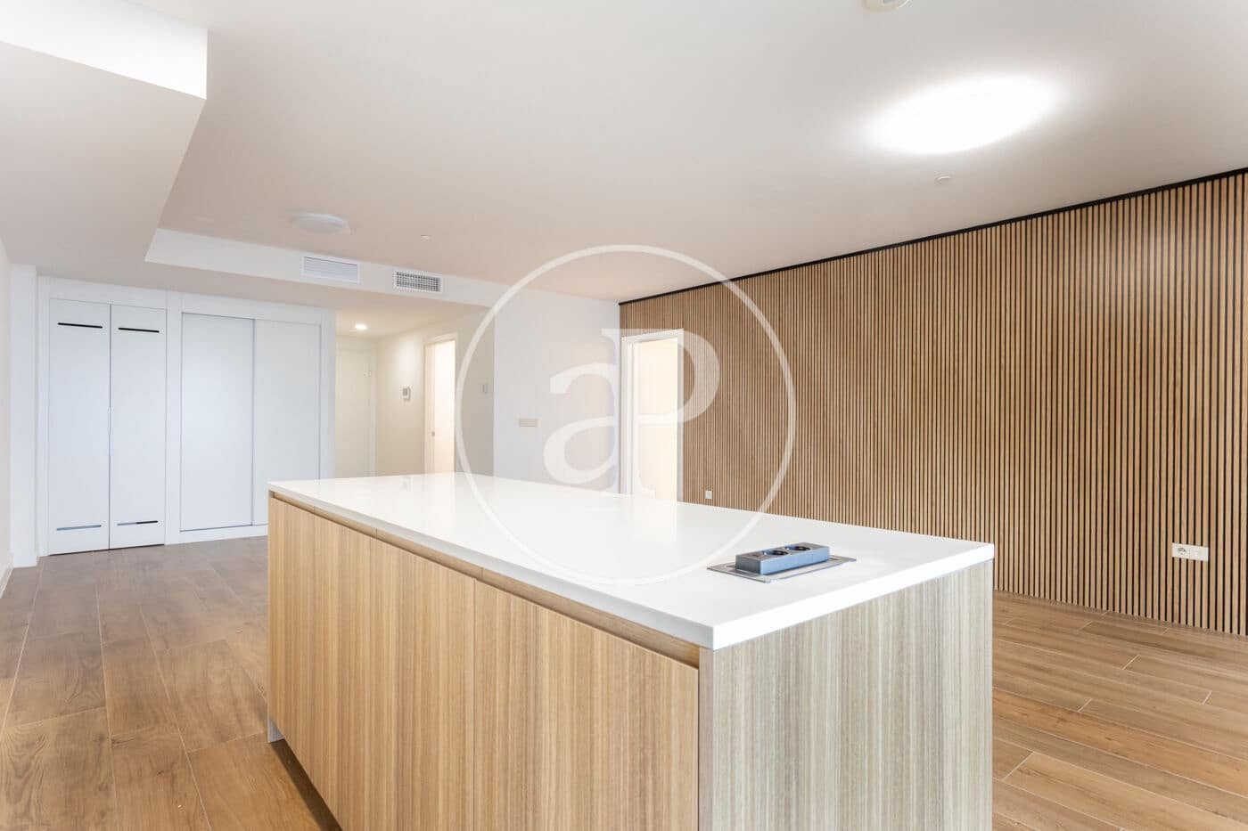 3 Zimmer Apartment zu vermieten in Valencia Stadt mit Pool - 4.600 € (Ref: 9674311)