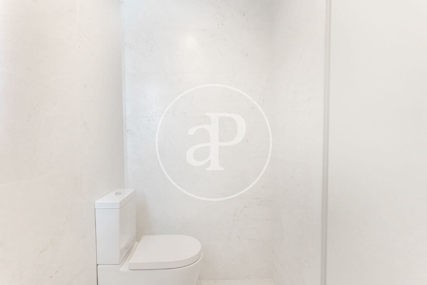 3 Zimmer Apartment zu vermieten in Valencia Stadt mit Pool - 4.600 € (Ref: 9674311)