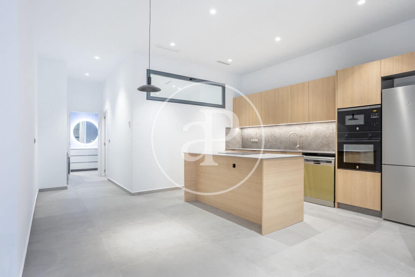 Apartamento de 2 habitaciones en València ciudad en alquiler - 1.100 € (Ref: 9674312)