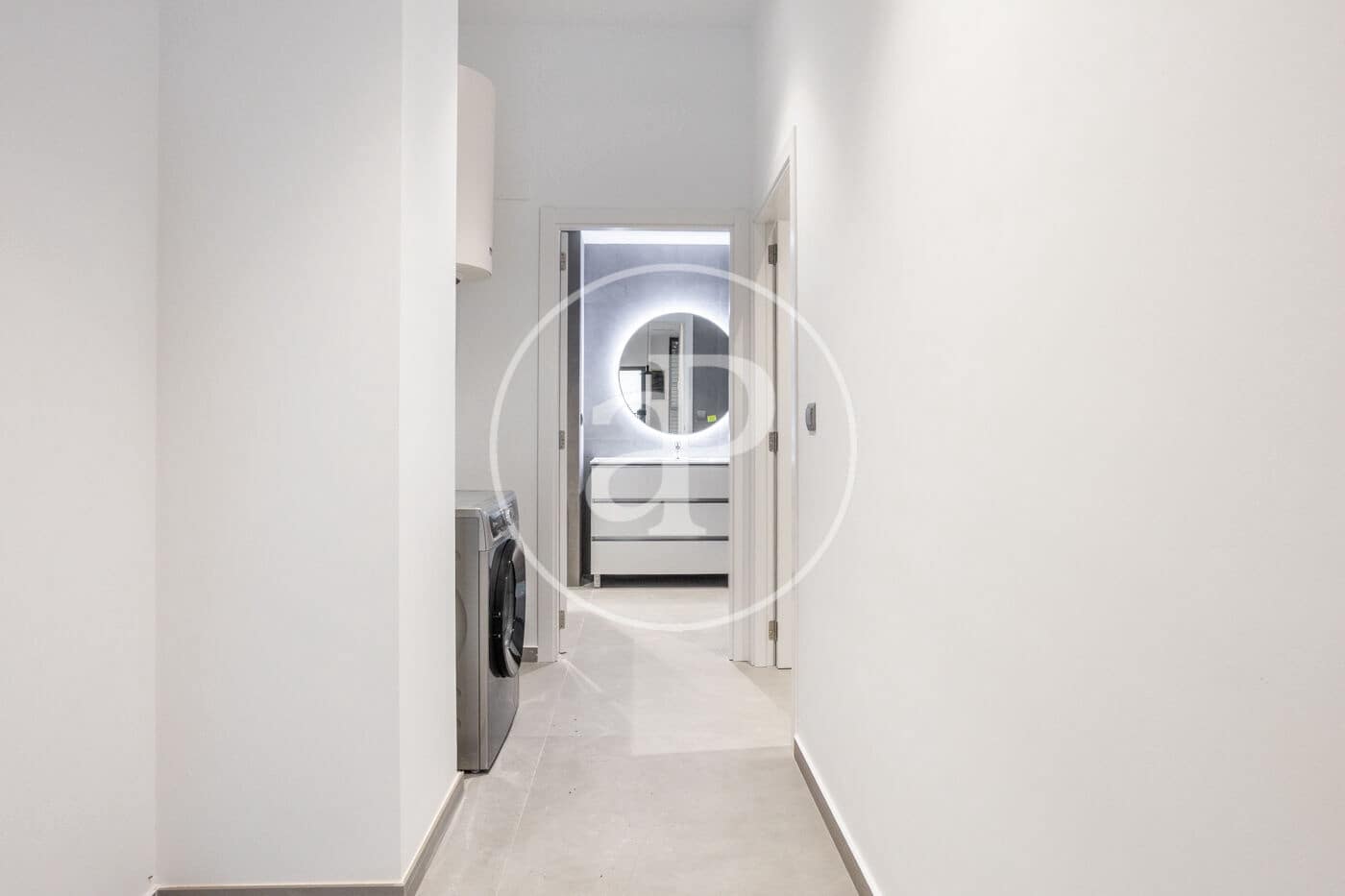 Apartamento de 2 habitaciones en València ciudad en alquiler - 1.100 € (Ref: 9674312)