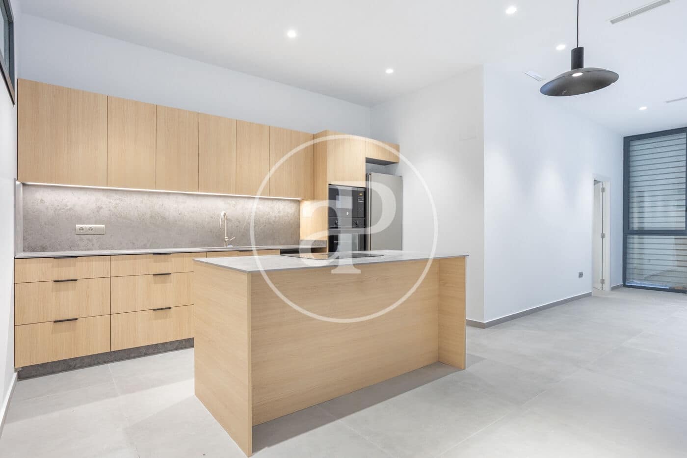 Apartamento de 2 habitaciones en València ciudad en alquiler - 1.100 € (Ref: 9674312)