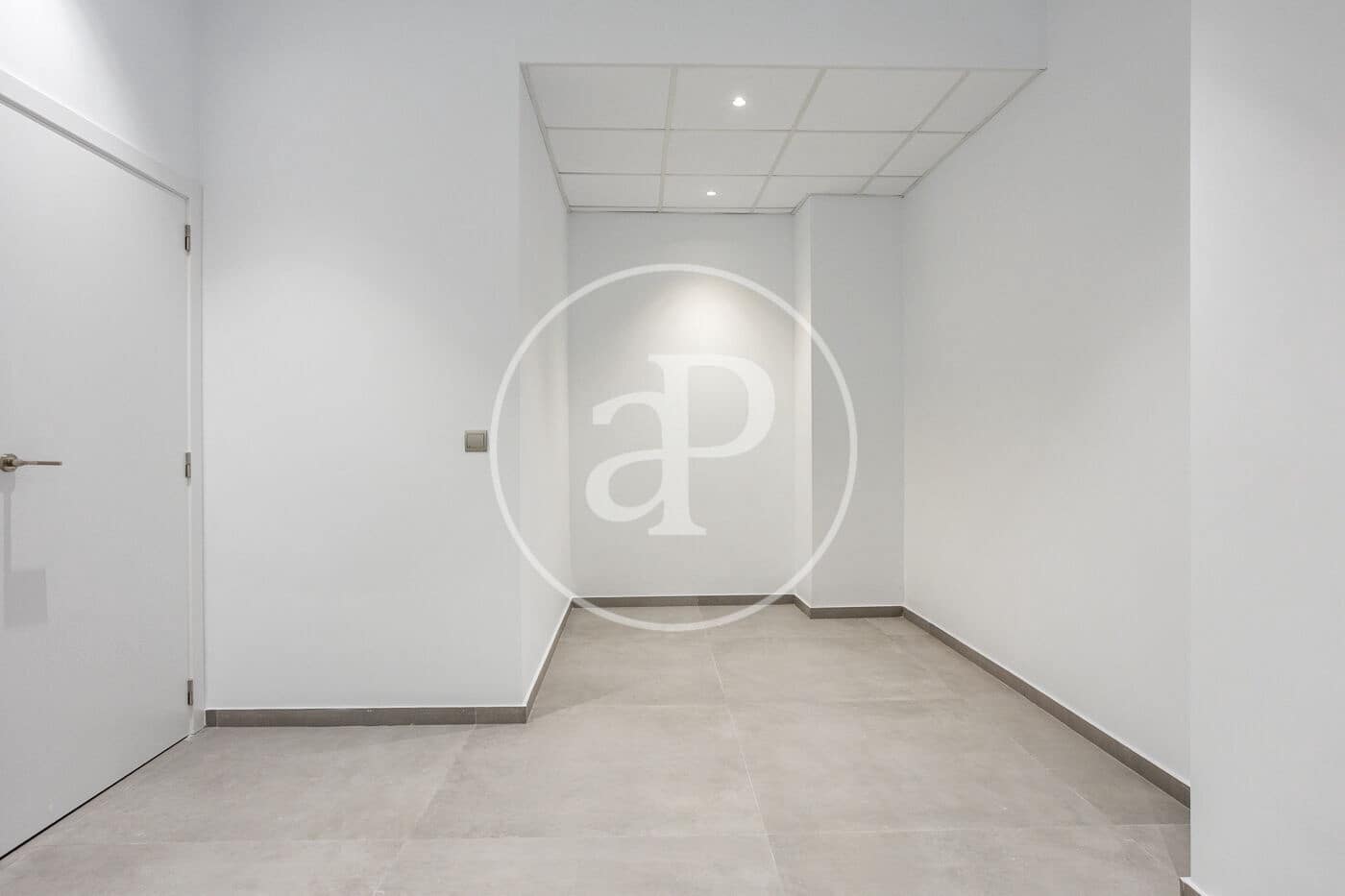 Apartamento de 2 habitaciones en València ciudad en alquiler - 1.100 € (Ref: 9674312)