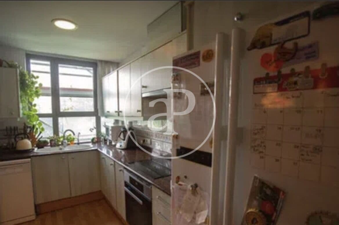 4 soveværelse Lejlighed til leje i Valencia by med swimmingpool - € 2.600 (Ref: 9674314)