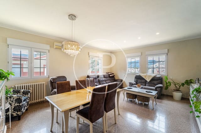 4 bedroom Villa for sale in Alcoy / Alcoi with pool - € 430,000 (Ref: 9674315)