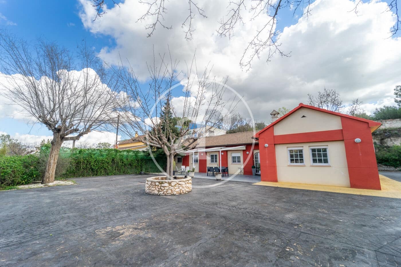 4 bedroom Villa for sale in Alcoy / Alcoi with pool - € 430,000 (Ref: 9674315)