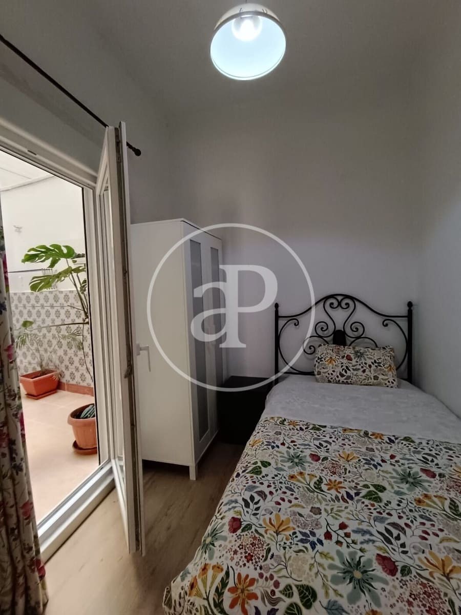 Appartement de 4 chambres à louer à Valence ville - 2 000 € (Ref: 9677573)