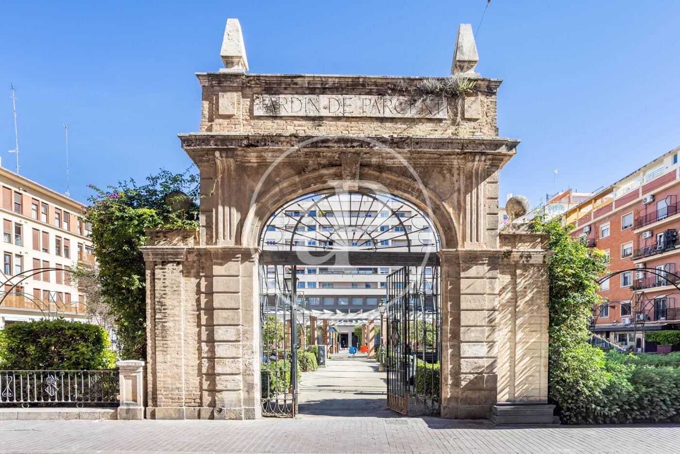 Appartement de 4 chambres à louer à Valence ville - 2 000 € (Ref: 9677573)