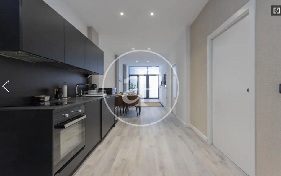 2 makuuhuone Huoneisto vuokrattavana paikassa Valencia kaupunki - 1 600 € (Ref: 9677574)