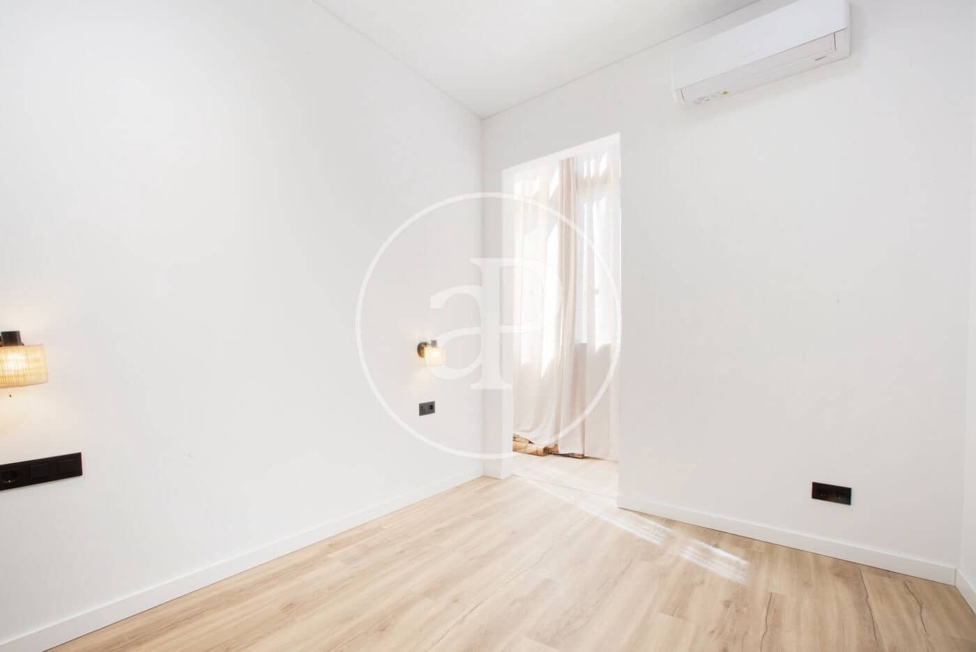 2 soveværelse Lejlighed til salg i Valencia by - € 399.000 (Ref: 9677575)