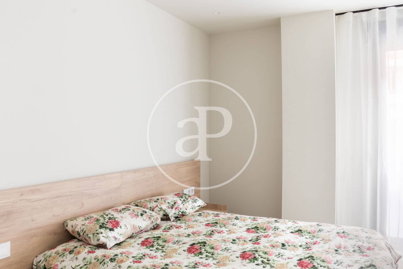 1 sypialnia Apartament do wynajęcia w Miasto Walencja - 1 250 € (Ref: 9686523)