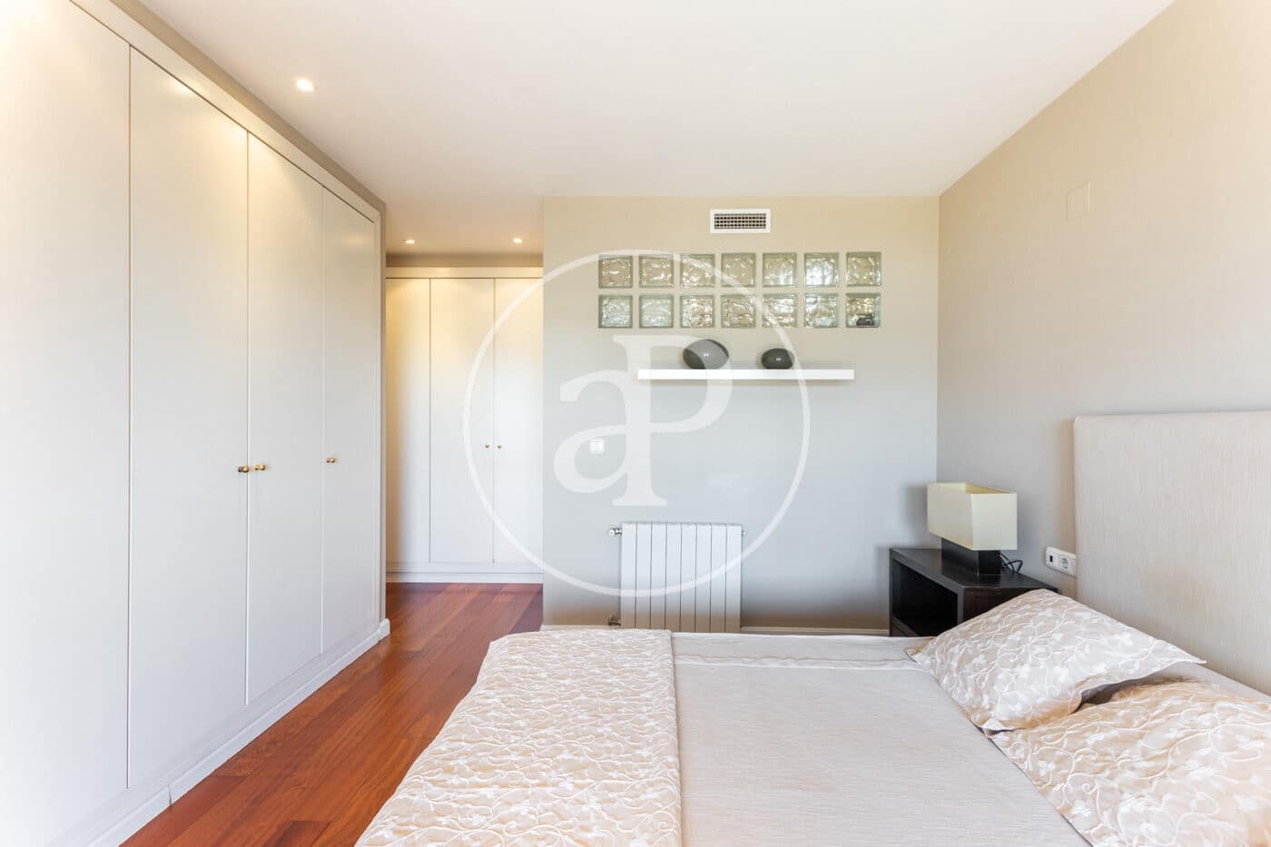 3 quarto Apartamento para arrendar em Valencia cidade - 2 900 € (Ref: 9686524)