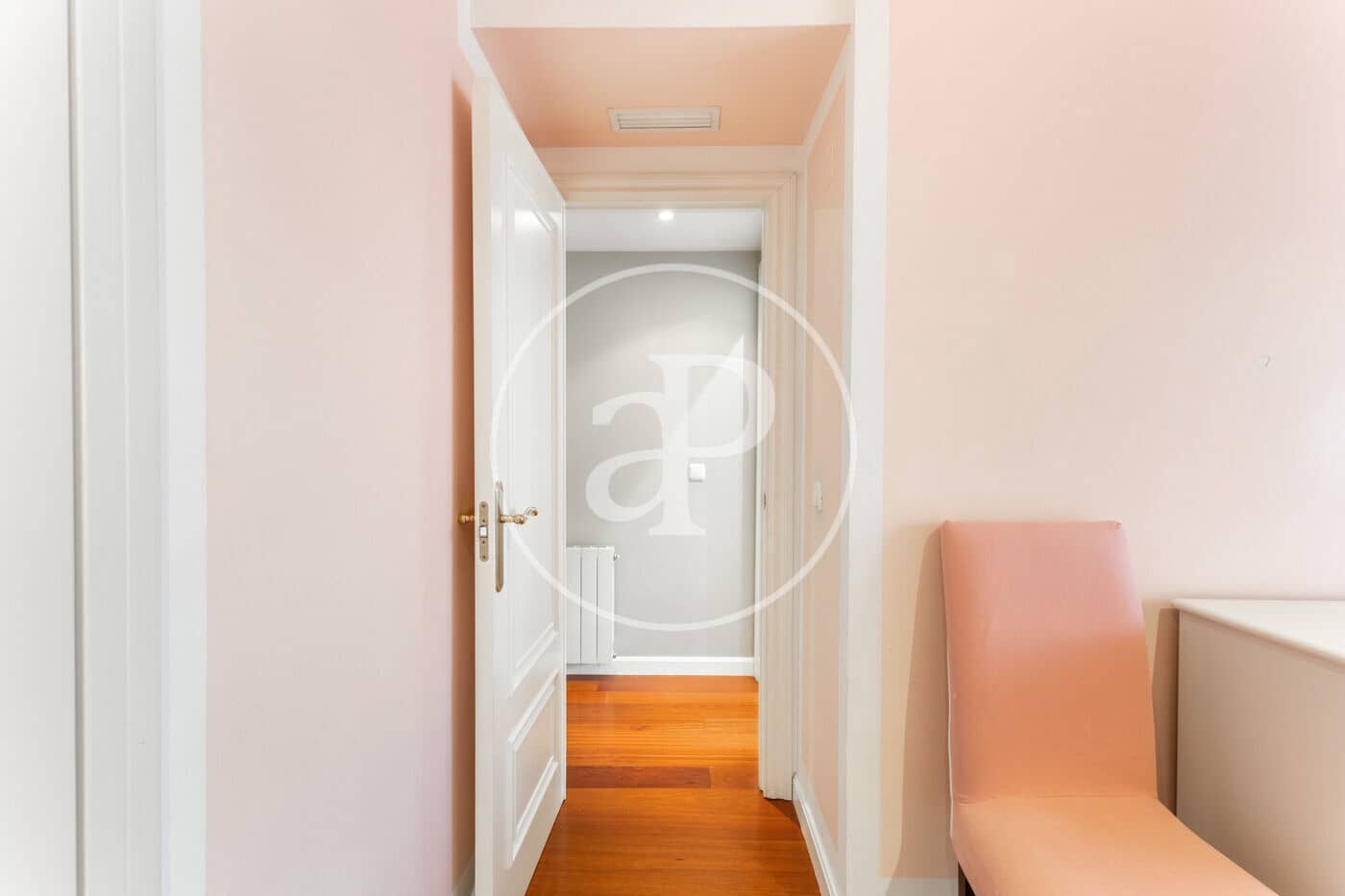 3 quarto Apartamento para arrendar em Valencia cidade - 2 900 € (Ref: 9686524)