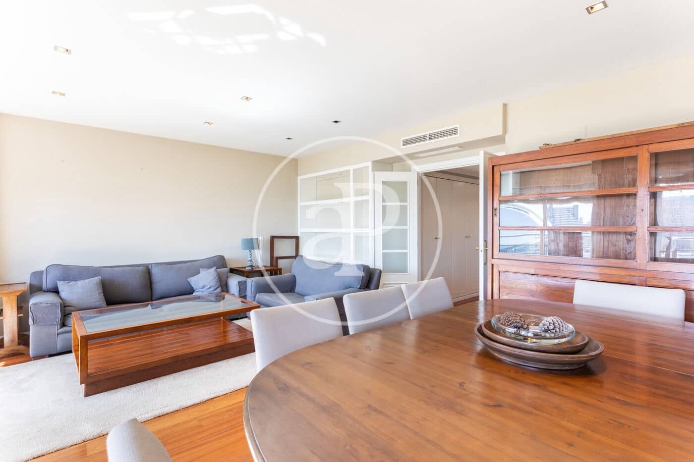 3 quarto Apartamento para arrendar em Valencia cidade - 2 900 € (Ref: 9686524)