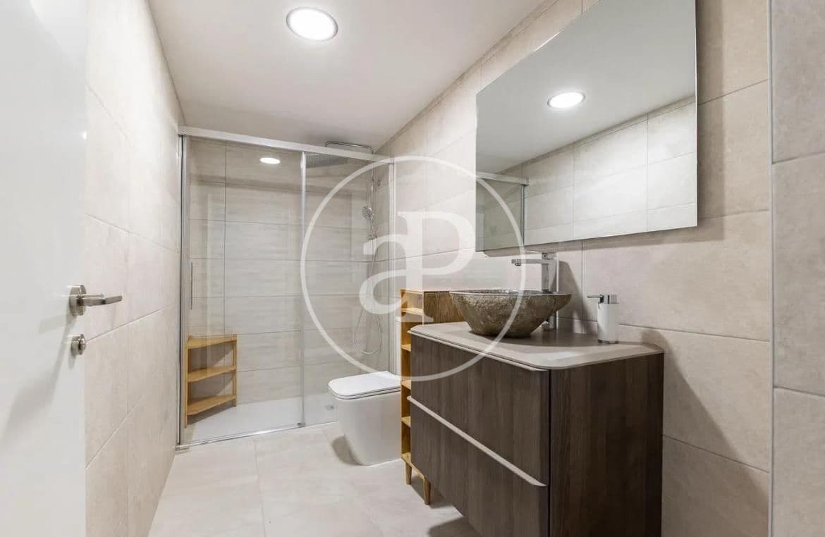 2 slaapkamer Appartement te koop in Valencia stad met zwembad - € 520.000 (Ref: 9686526)