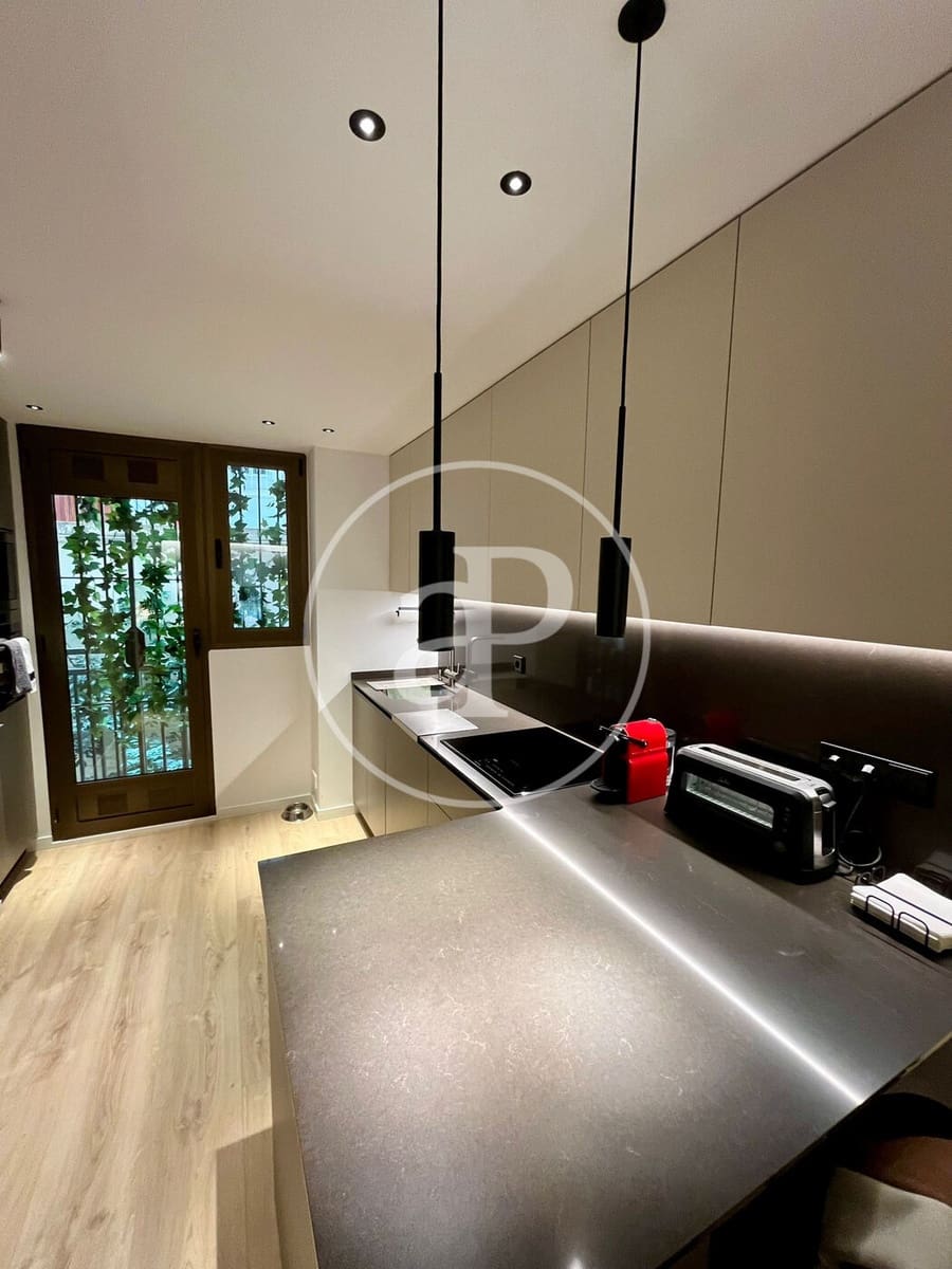 Apartamento de 3 habitaciones en València ciudad en venta - 760.000 € (Ref: 9686527)