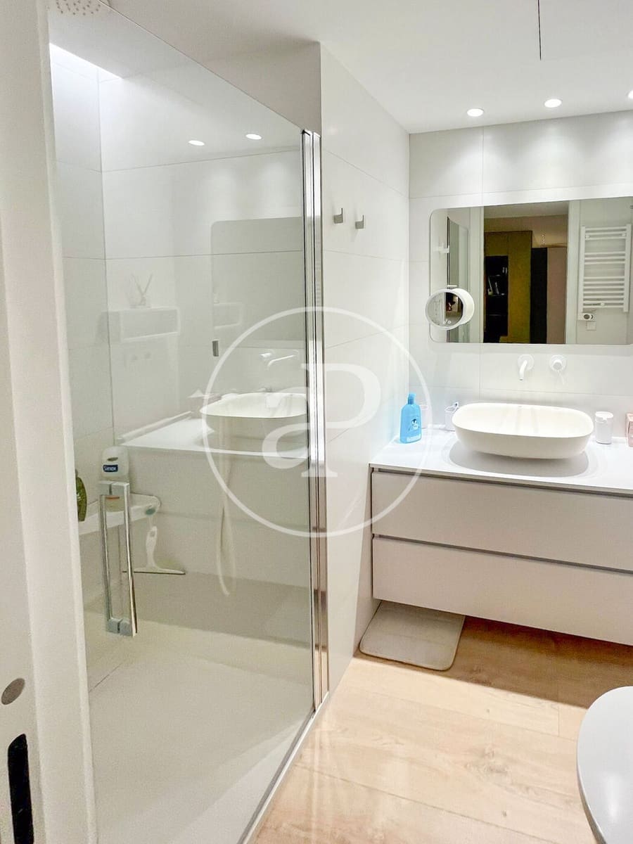 Apartamento de 3 habitaciones en València ciudad en venta - 760.000 € (Ref: 9686527)