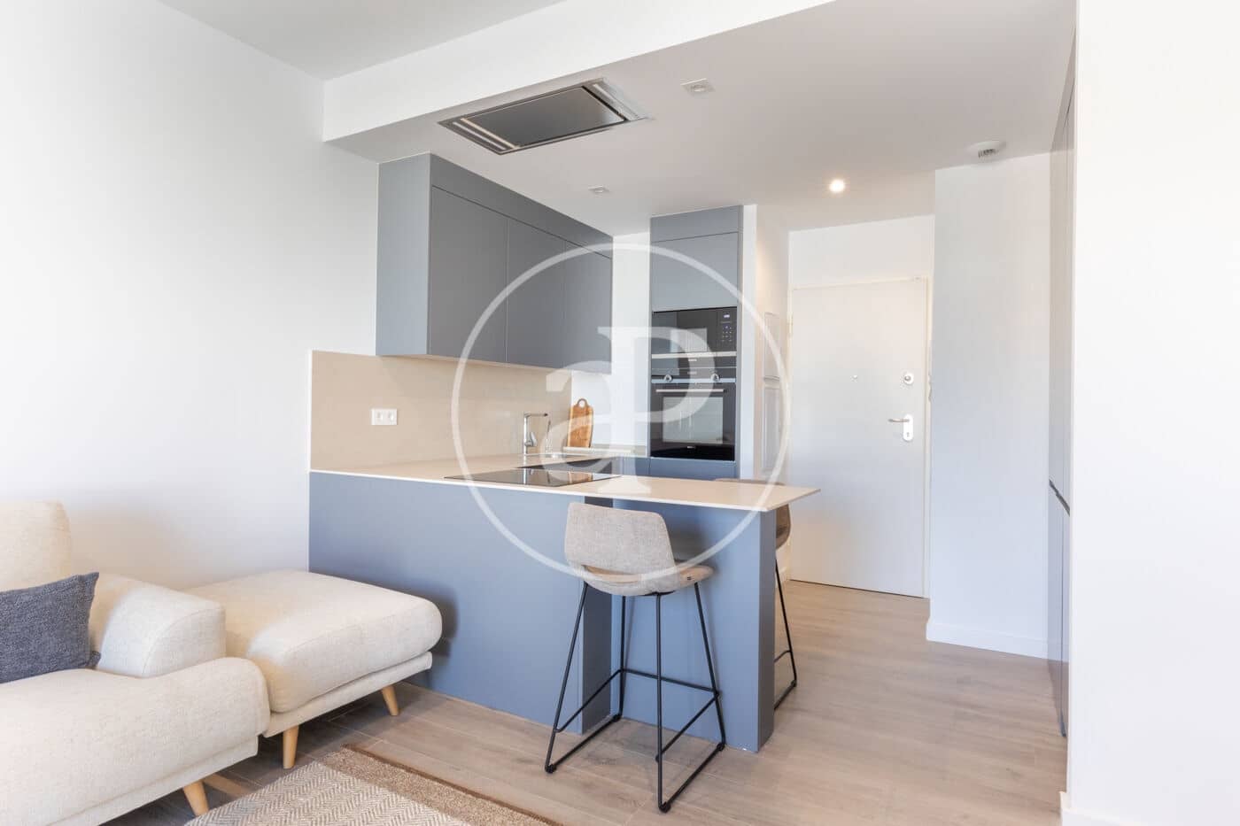 2 quarto Apartamento para arrendar em Valencia cidade com piscina - 2 200 € (Ref: 9686528)