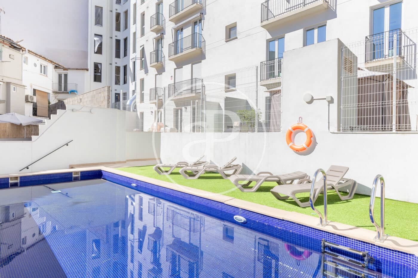 2 quarto Apartamento para arrendar em Valencia cidade com piscina - 2 200 € (Ref: 9686528)