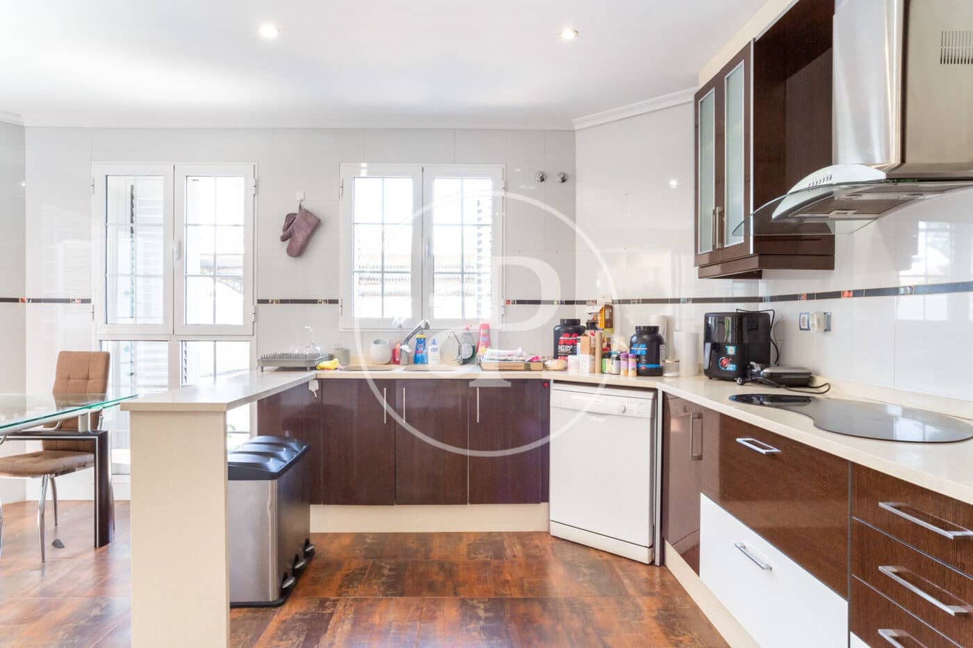 4 bedroom Villa for rent in L'Eliana with pool - € 3,900 (Ref: 9686529)