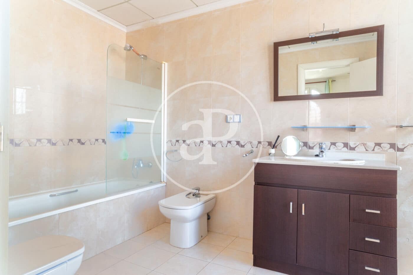 4 bedroom Villa for rent in L'Eliana with pool - € 3,900 (Ref: 9686529)