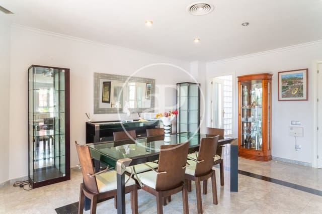 4 bedroom Villa for rent in L'Eliana with pool - € 3,900 (Ref: 9686529)