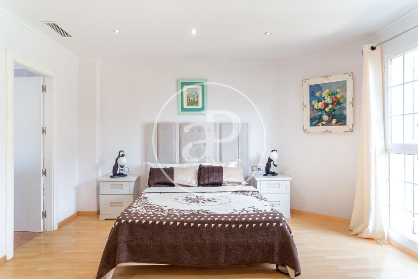 4 bedroom Villa for rent in L'Eliana with pool - € 3,900 (Ref: 9686529)