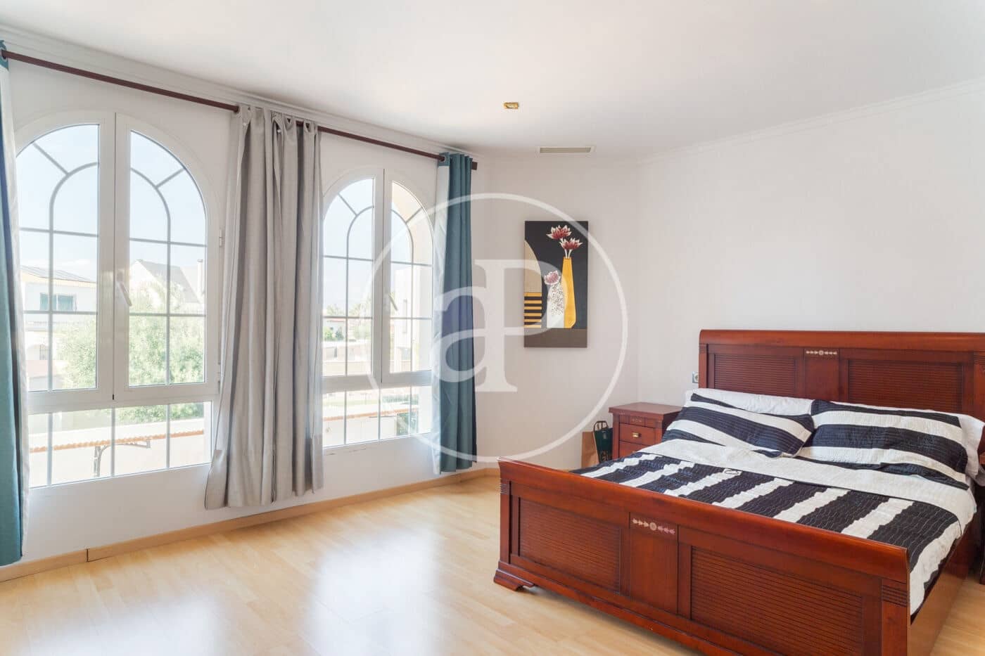 4 bedroom Villa for rent in L'Eliana with pool - € 3,900 (Ref: 9686529)