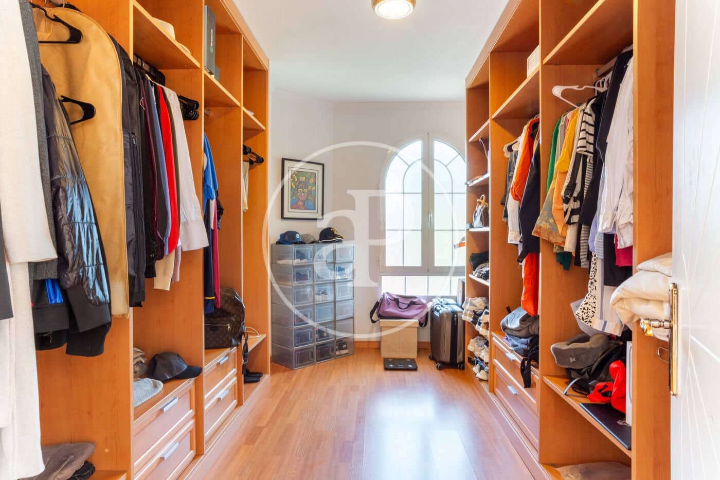 4 bedroom Villa for rent in L'Eliana with pool - € 3,900 (Ref: 9686529)