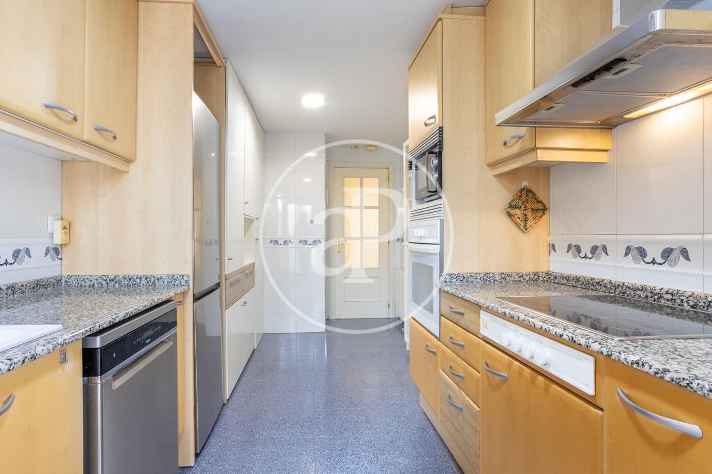 Apartamento de 3 habitaciones en València ciudad en alquiler con piscina - 2.500 € (Ref: 9690682)