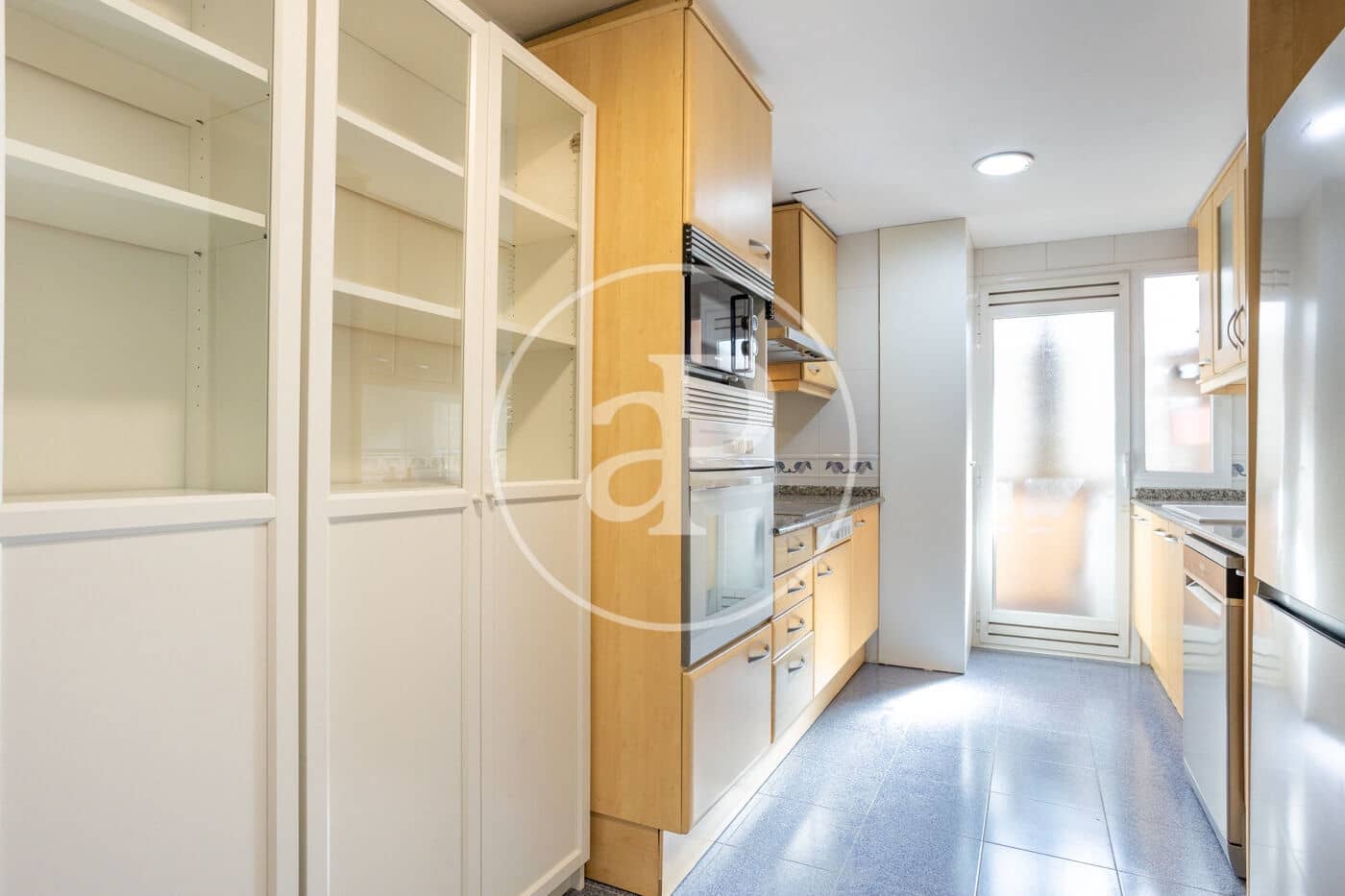 Apartamento de 3 habitaciones en València ciudad en alquiler con piscina - 2.500 € (Ref: 9690682)