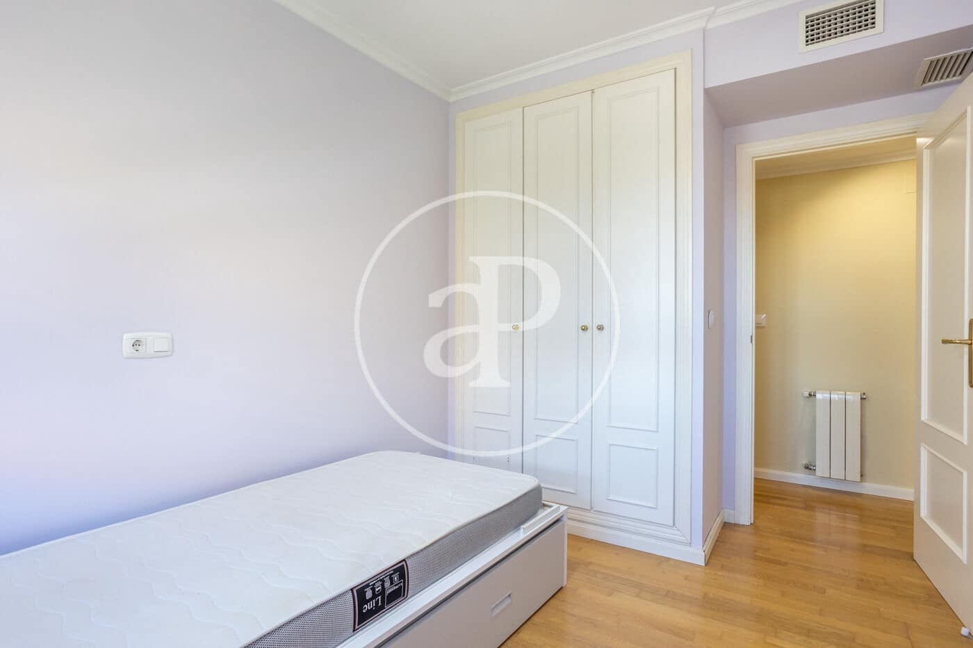 Apartamento de 3 habitaciones en València ciudad en alquiler con piscina - 2.500 € (Ref: 9690682)
