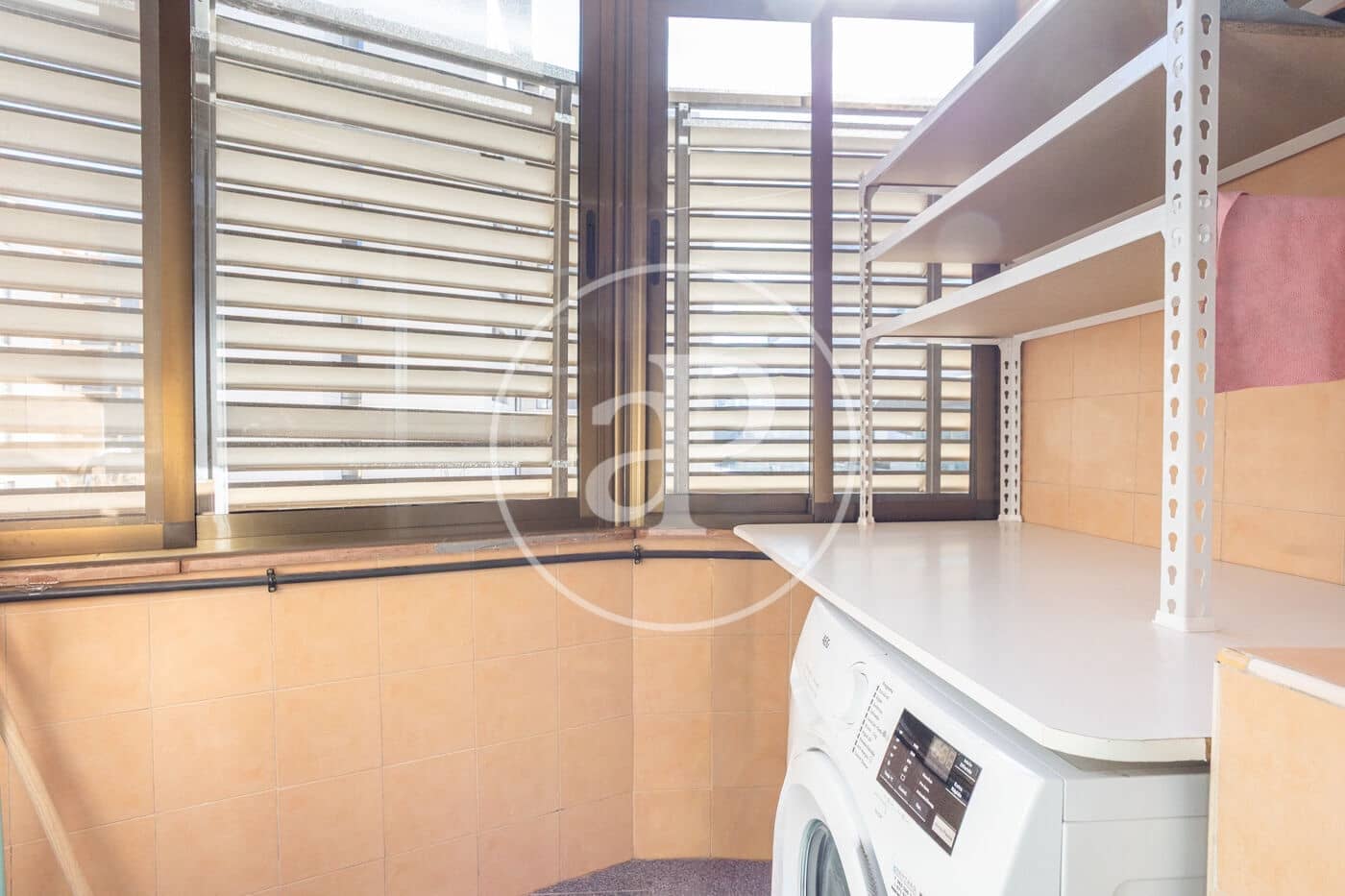 Apartamento de 3 habitaciones en València ciudad en alquiler con piscina - 2.500 € (Ref: 9690682)