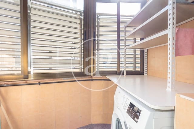Apartamento de 3 habitaciones en Ciutat de les Arts i de les Ciencies, València ciudad en alquiler con piscina - 2.500 € (Ref: 9690682)