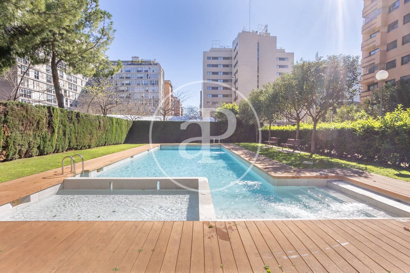 Apartamento de 3 habitaciones en València ciudad en alquiler con piscina - 2.500 € (Ref: 9690682)
