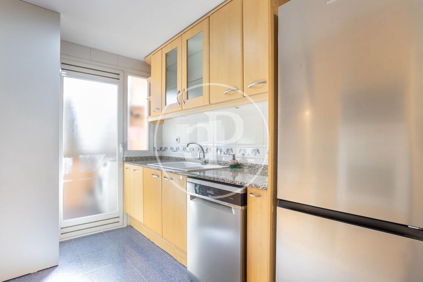 Apartamento de 3 habitaciones en València ciudad en alquiler con piscina - 2.500 € (Ref: 9690682)