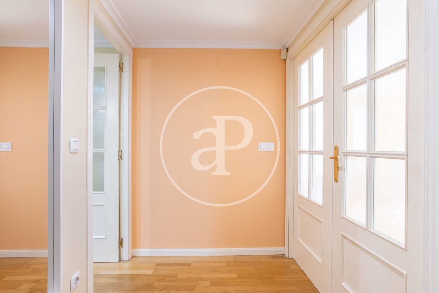 Apartamento de 3 habitaciones en València ciudad en alquiler con piscina - 2.500 € (Ref: 9690682)