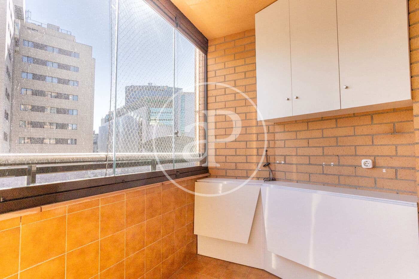 Apartamento de 3 habitaciones en València ciudad en alquiler con piscina - 2.500 € (Ref: 9690682)