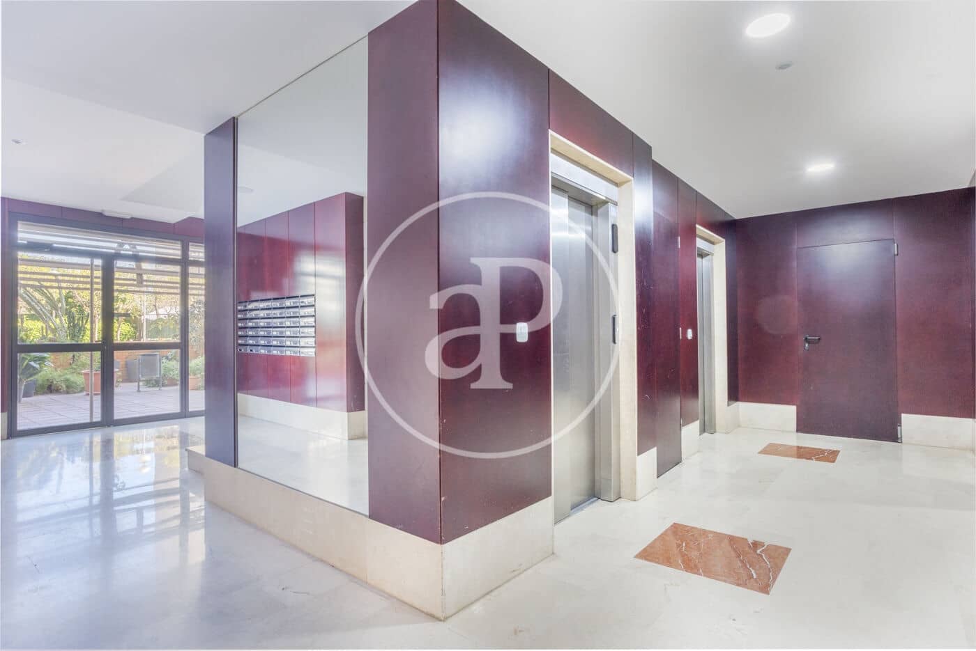 Apartamento de 3 habitaciones en València ciudad en alquiler con piscina - 2.500 € (Ref: 9690682)