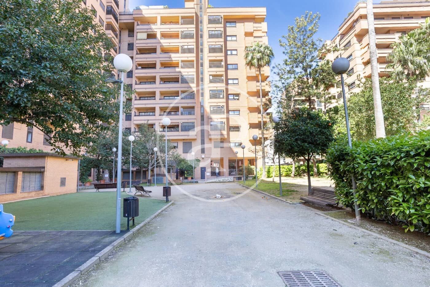 Apartamento de 3 habitaciones en València ciudad en alquiler con piscina - 2.500 € (Ref: 9690682)