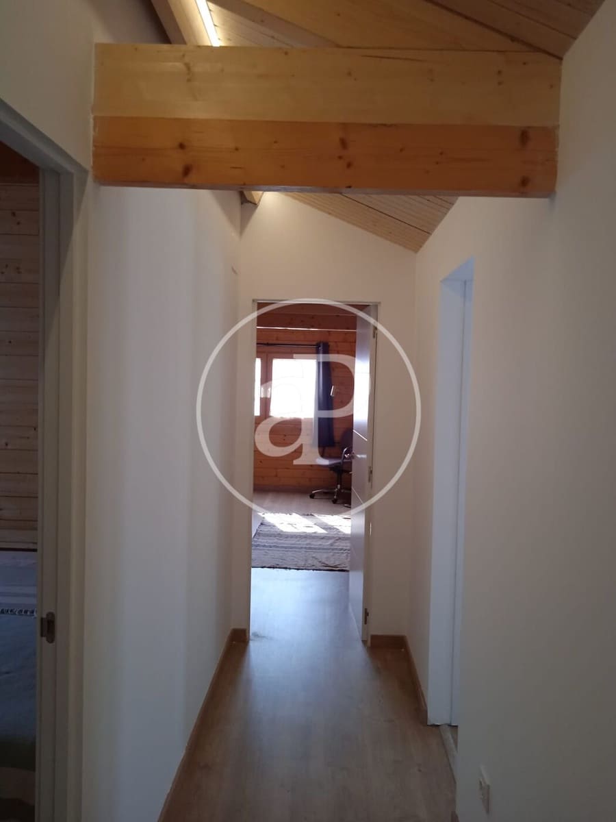 Villa/Maison de 4 chambres à louer à L'Eliana avec piscine - 2 300 € (Ref: 9690683)