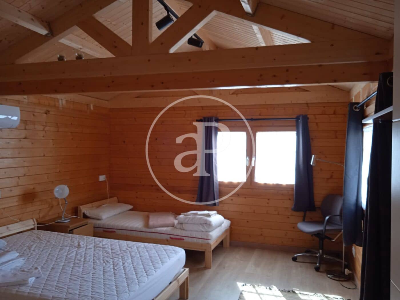 Villa/Maison de 4 chambres à louer à L'Eliana avec piscine - 2 300 € (Ref: 9690683)