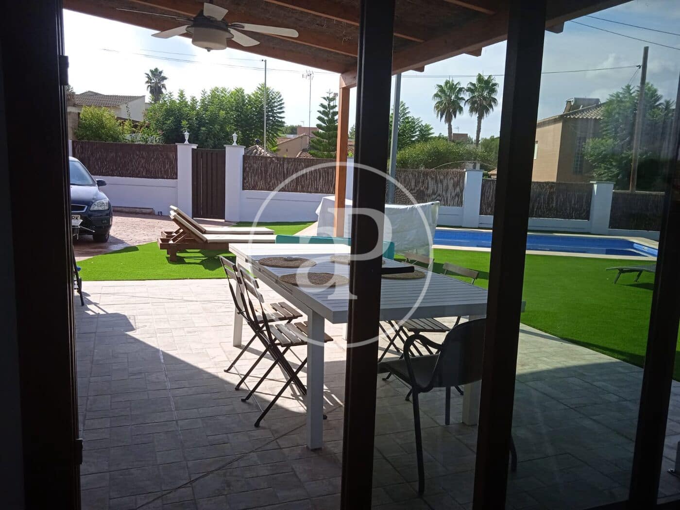 Villa/Maison de 4 chambres à louer à L'Eliana avec piscine - 2 300 € (Ref: 9690683)