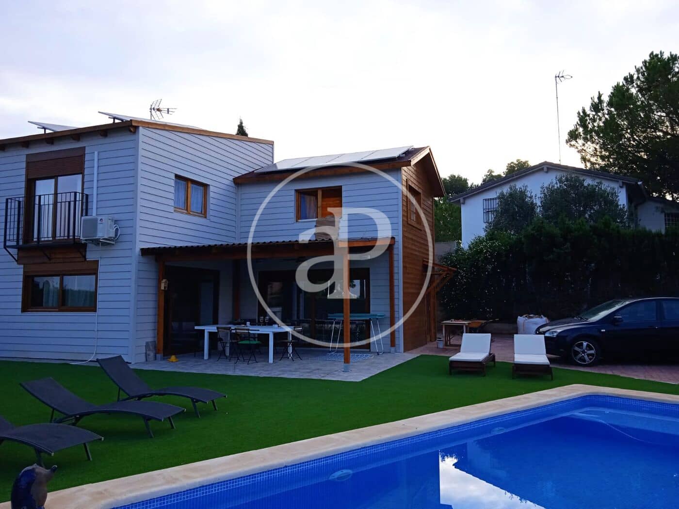 Villa/Maison de 4 chambres à louer à L'Eliana avec piscine - 2 300 € (Ref: 9690683)