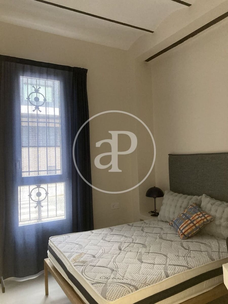 2 soverom Leilighet til leie i Valencia by - € 2 300 (Ref: 9690684)