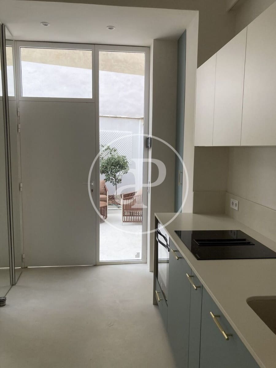 2 soverom Leilighet til leie i Valencia by - € 2 300 (Ref: 9690684)