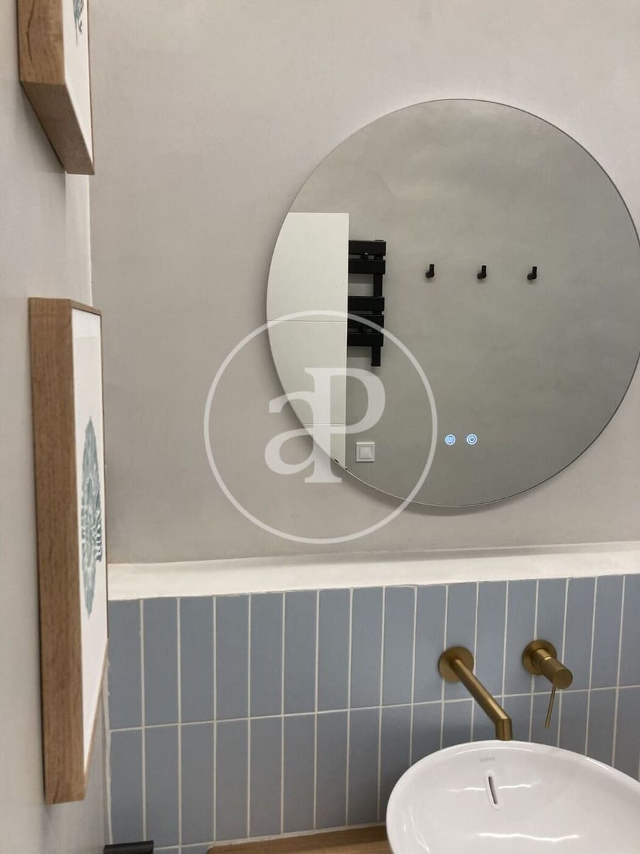 2 soverom Leilighet til leie i Valencia by - € 2 300 (Ref: 9690684)