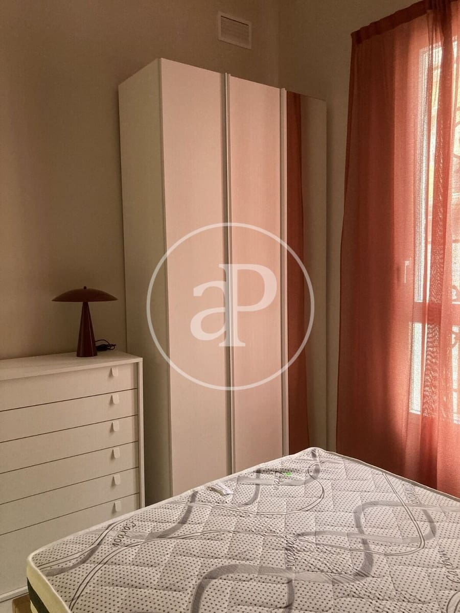 2 soverom Leilighet til leie i Valencia by - € 2 300 (Ref: 9690684)