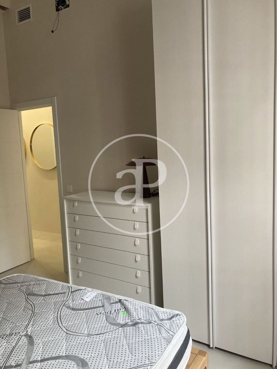 2 soverom Leilighet til leie i Valencia by - € 2 300 (Ref: 9690684)